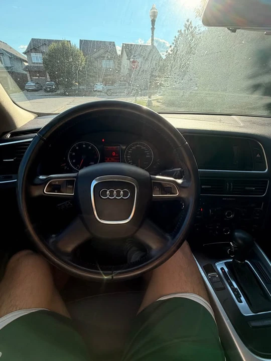 2010 Audi 8R Q5 - Image 10 of 10