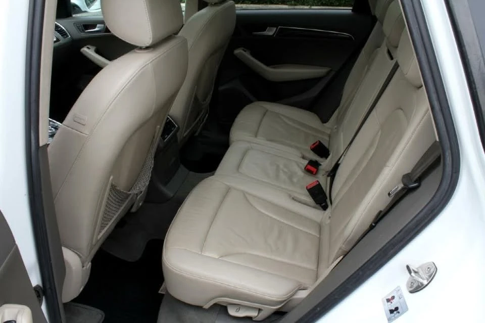 2010 Audi 8R Q5 - Image 10 of 14