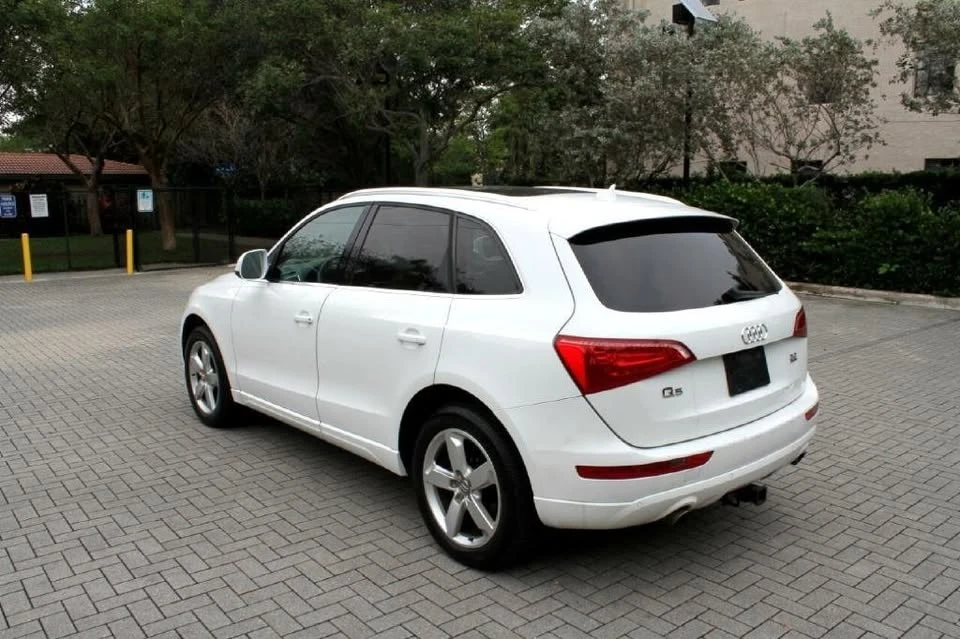 2010 Audi 8R Q5 - Image 8 of 14