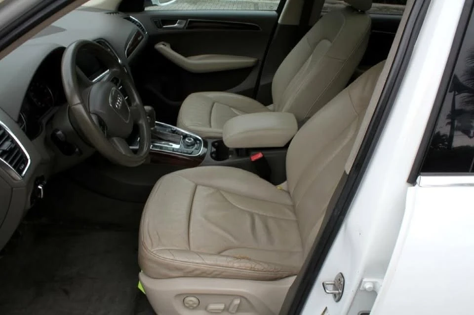 2010 Audi 8R Q5 - Image 9 of 14