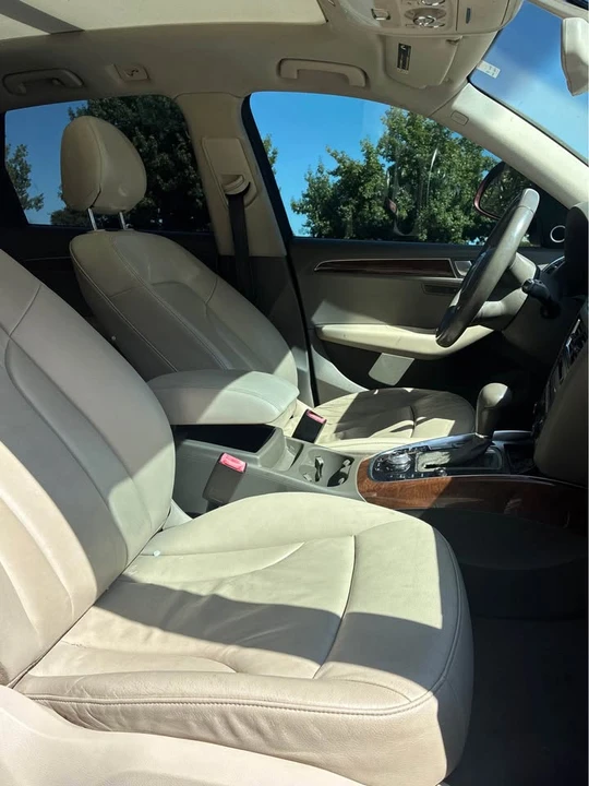 2010 Audi 8R Q5 - Image 3 of 10