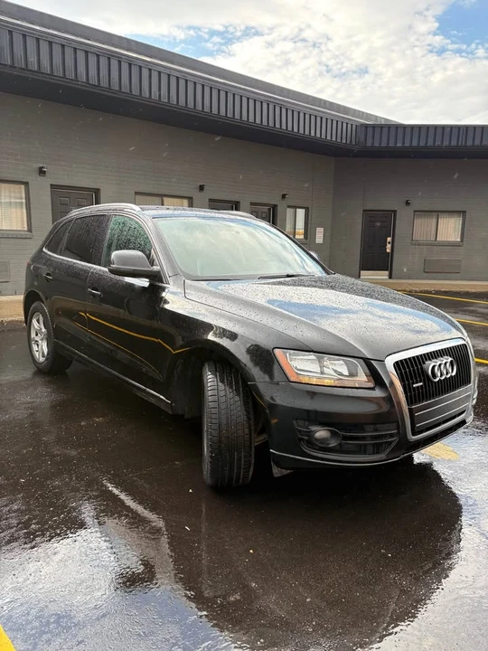 2010 Audi 8R Q5 - Image 2 of 7