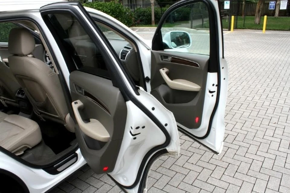 2010 Audi 8R Q5 - Image 12 of 14