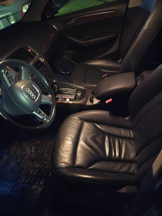 2010 Audi 8R Q5 - Image 5 of 10