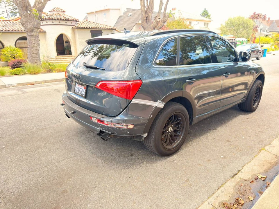 2010 Audi 8R Q5 - Image 7 of 24
