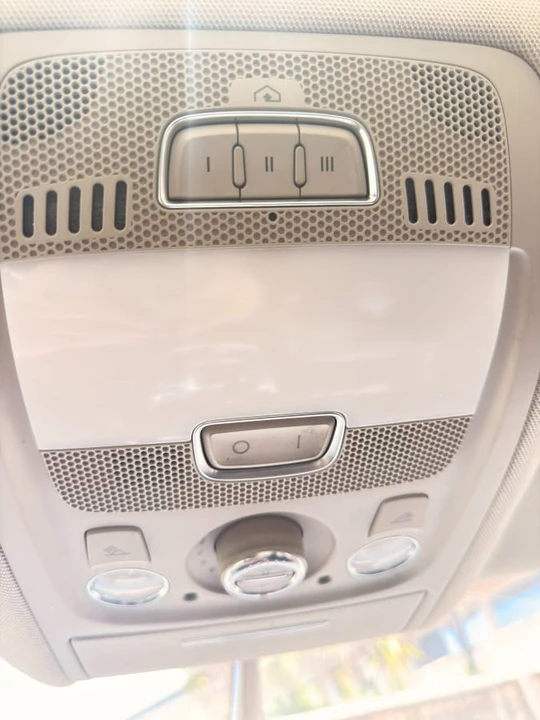 2010 Audi 8R Q5 - Image 20 of 24