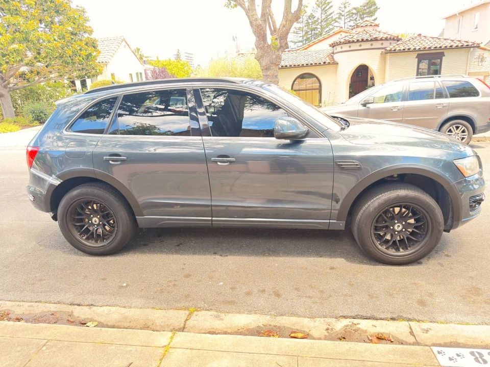 2010 Audi 8R Q5 - Image 6 of 24