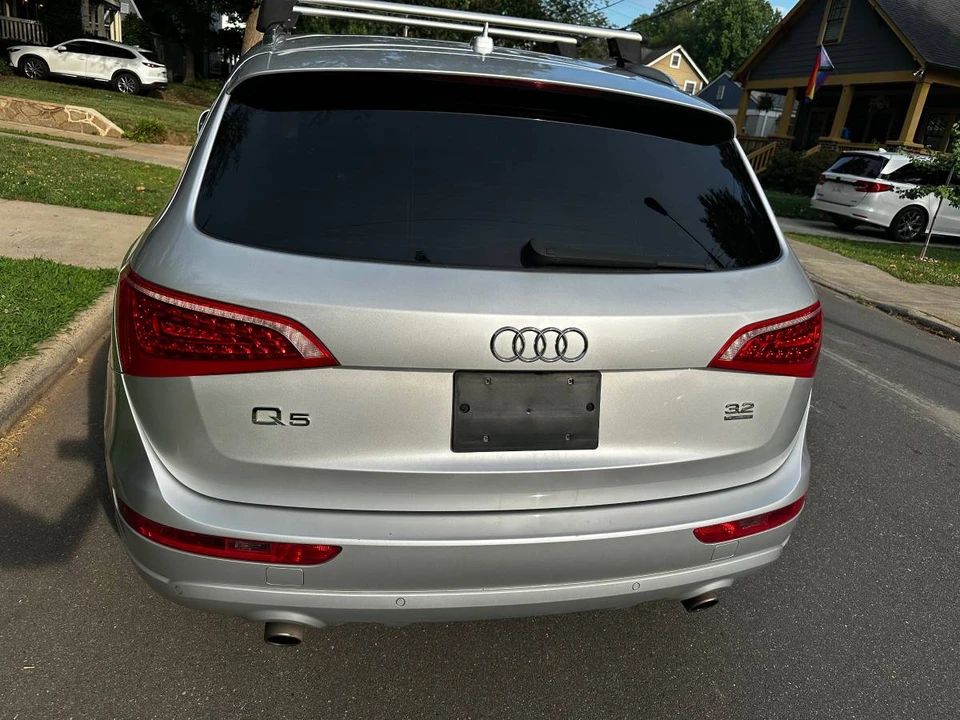 2010 Audi 8R Q5 - Image 6 of 22