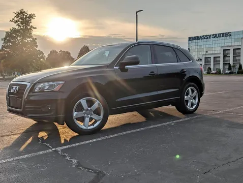 2010 Audi Q5 Premium Plus