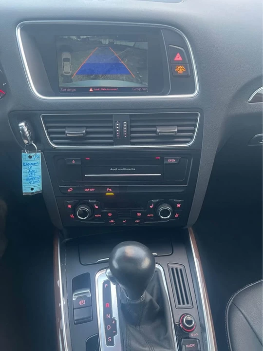 2010 Audi 8R Q5 - Image 10 of 16