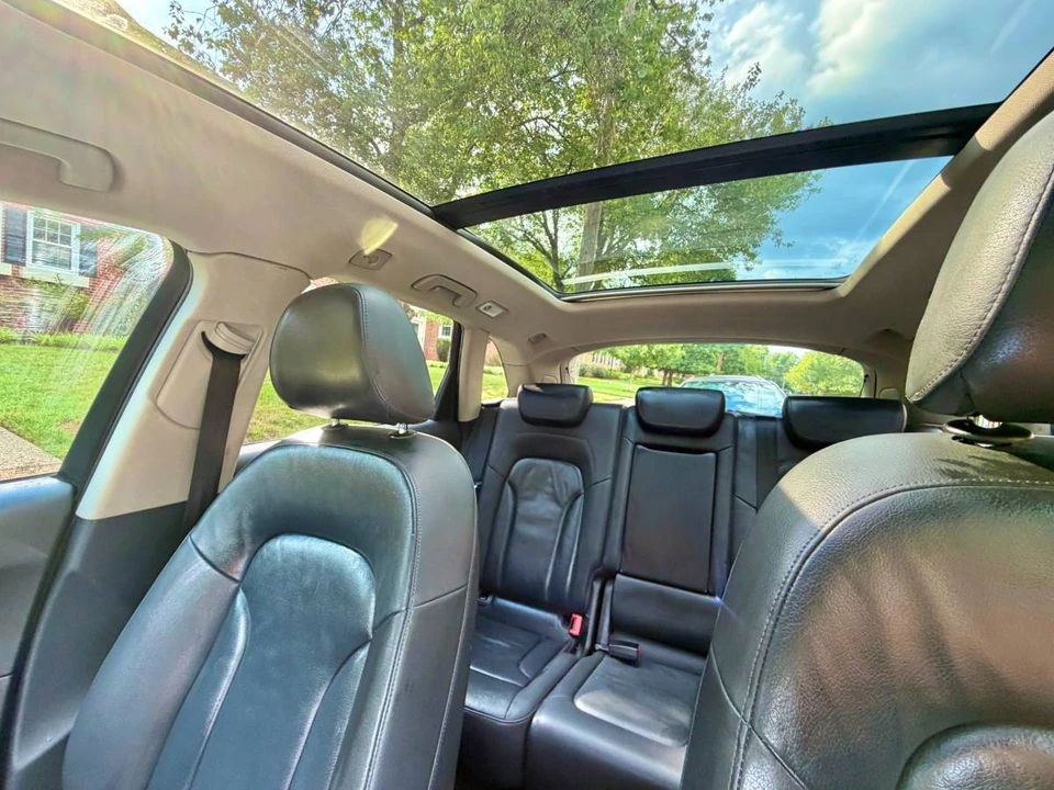 2010 Audi 8R Q5 - Image 12 of 24
