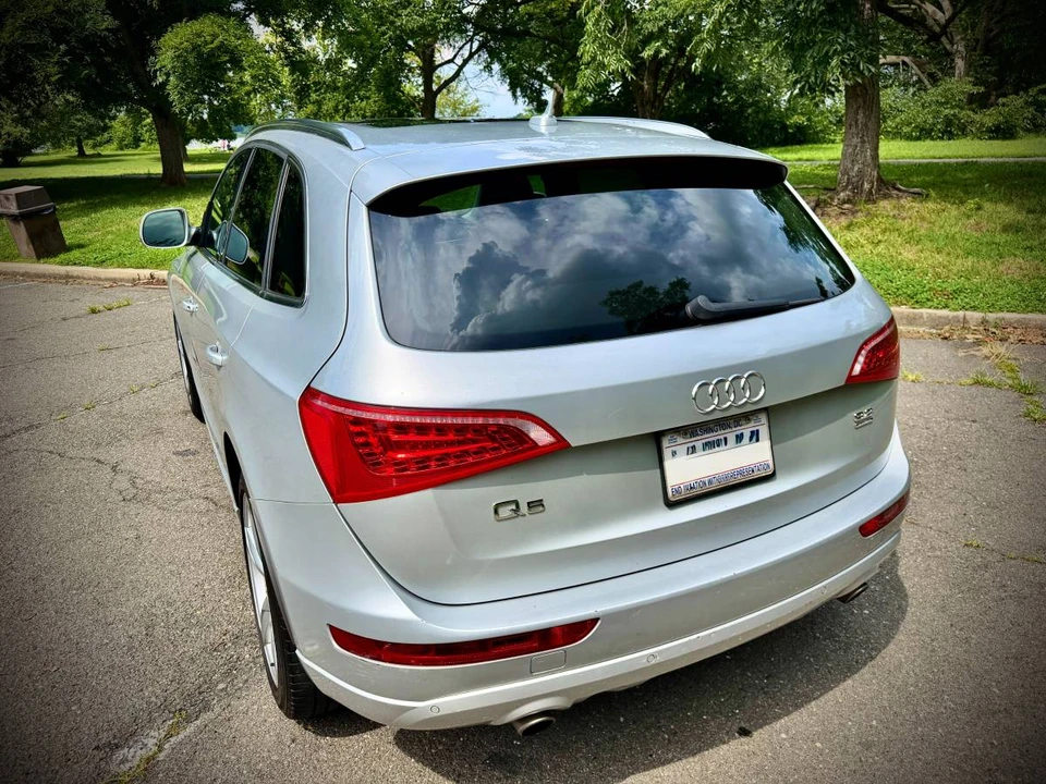 2010 Audi 8R Q5 - Image 8 of 24