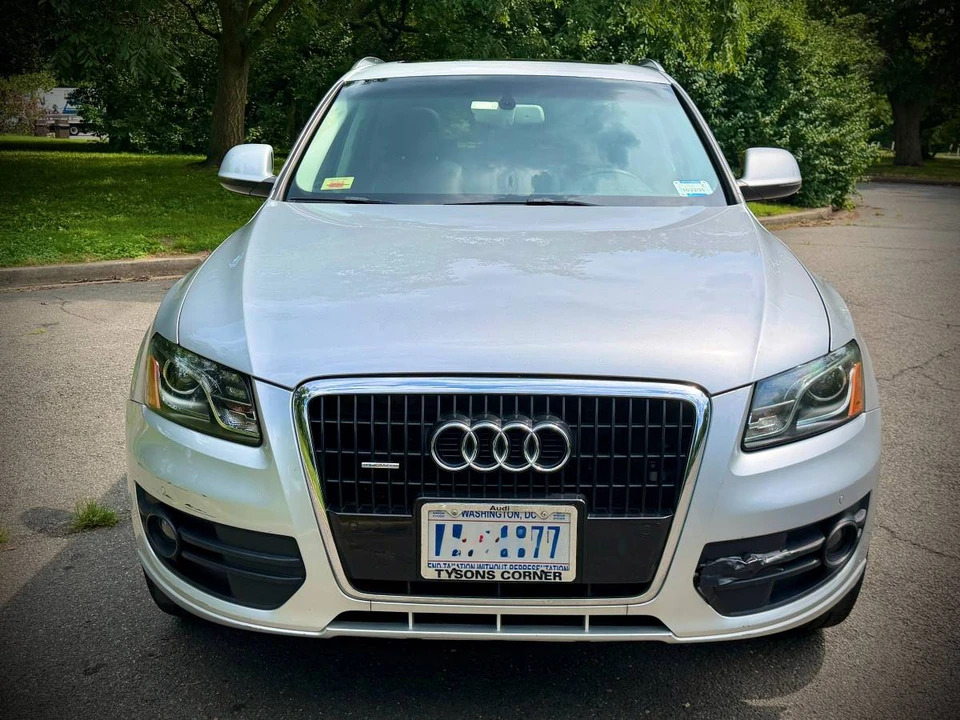 2010 Audi 8R Q5 - Image 3 of 24