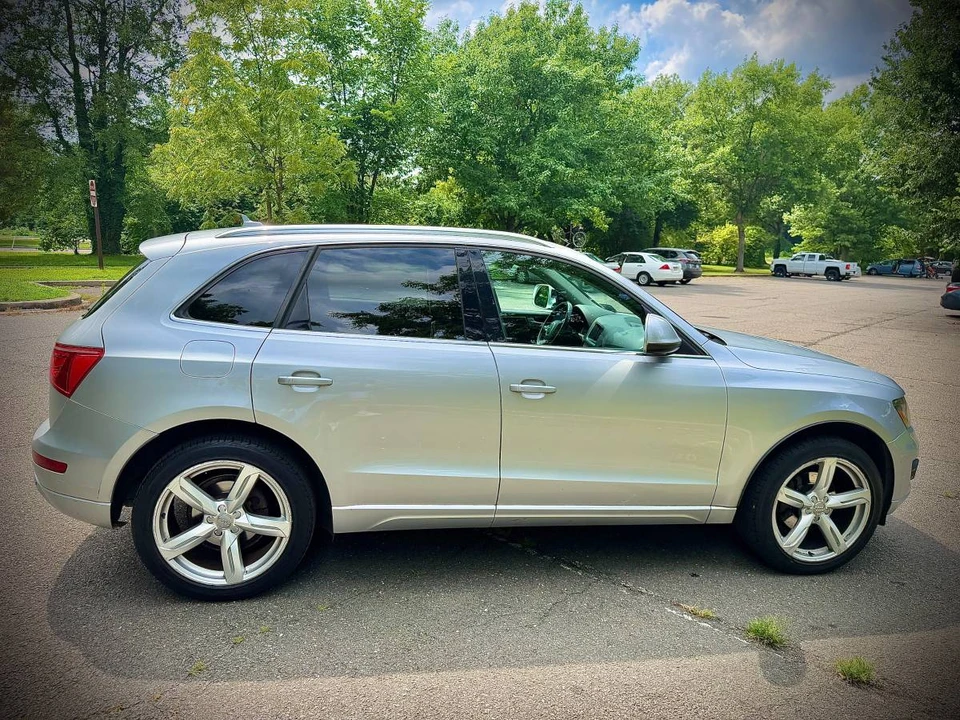 2010 Audi 8R Q5 - Image 4 of 24