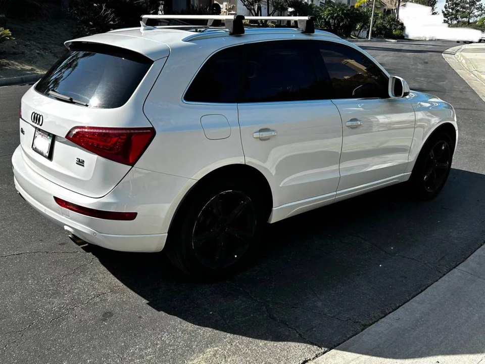 2010 Audi 8R Q5 - Image 4 of 11