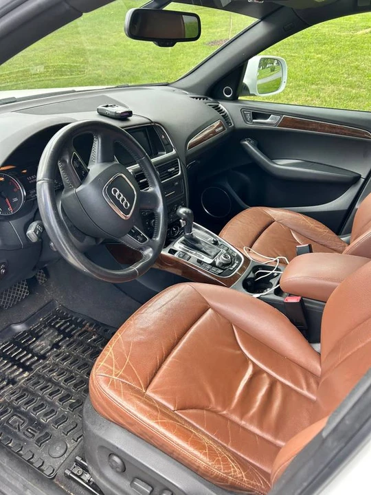 2010 Audi 8R Q5 - Image 10 of 12