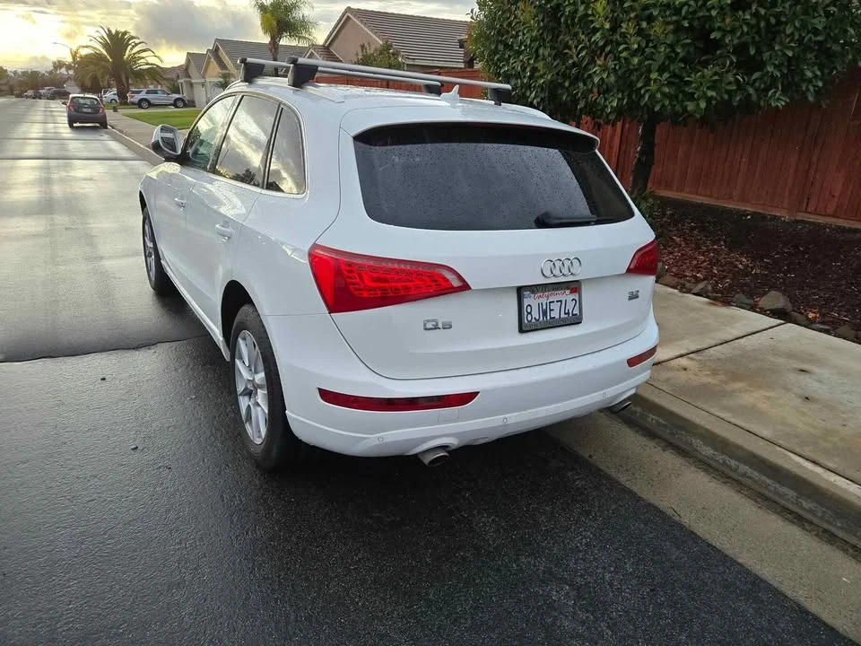 2010 Audi 8R Q5 - Image 4 of 4
