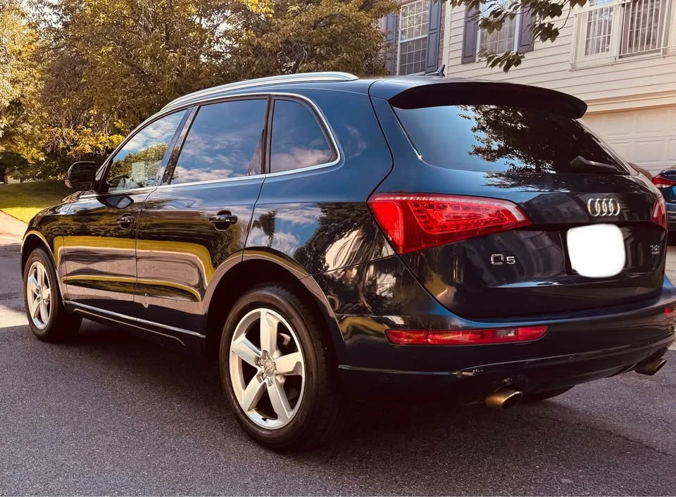 2010 Audi 8R Q5 - Image 7 of 20
