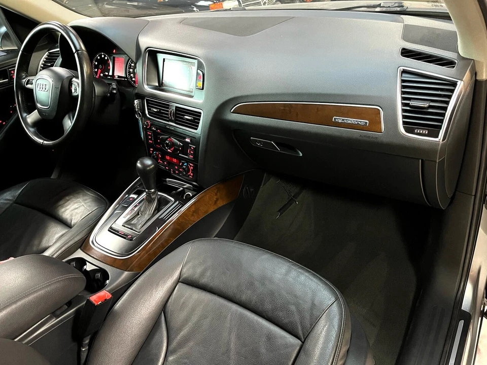 2010 Audi 8R Q5 - Image 11 of 21