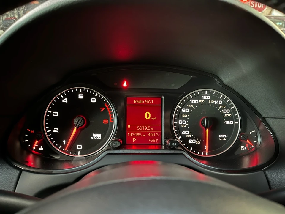 2010 Audi 8R Q5 - Image 13 of 21