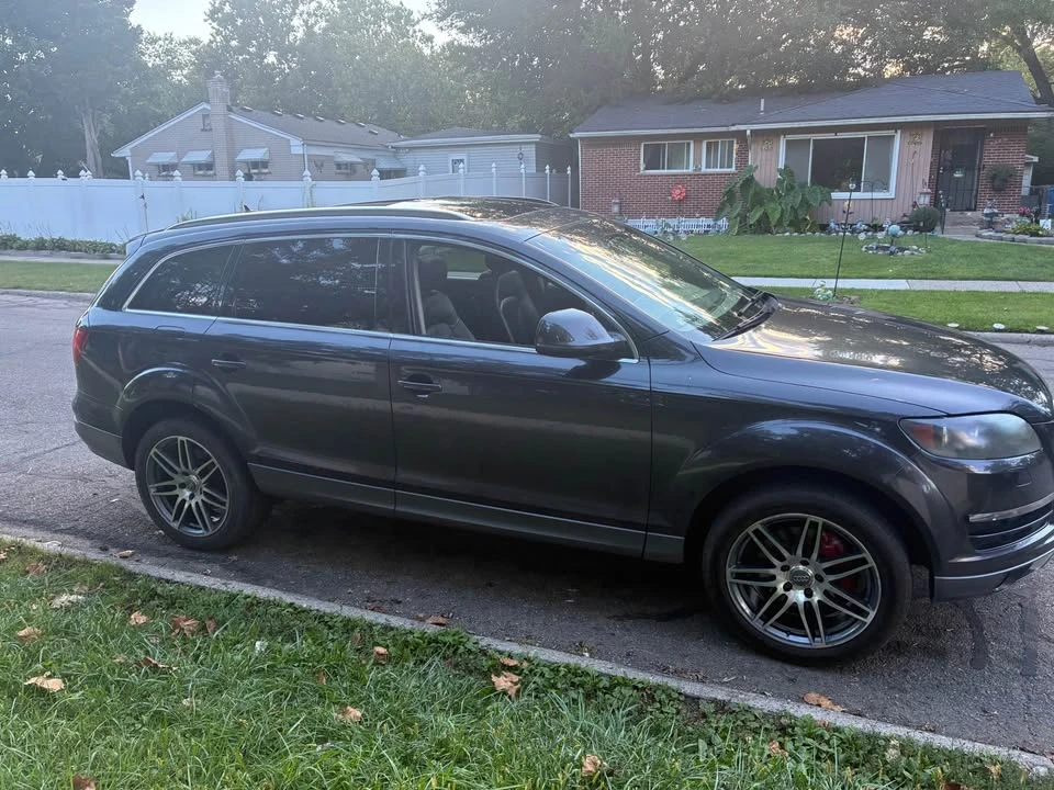 2010 Audi 4L Q7 - Image 2 of 3
