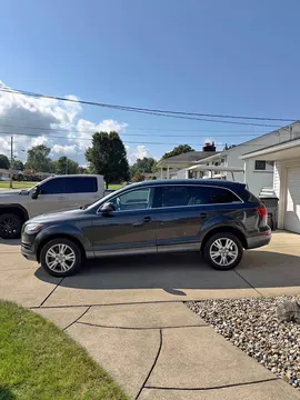2010 Audi Q7 3.6 Quattro Premium Sport Utility 4D