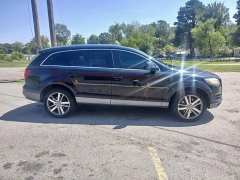 2010 Audi Q7 3.6 Quattro Premium Sport Utility 4D