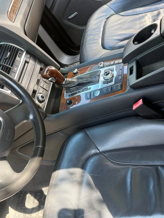 2010 Audi 4L Q7 - Image 3 of 9