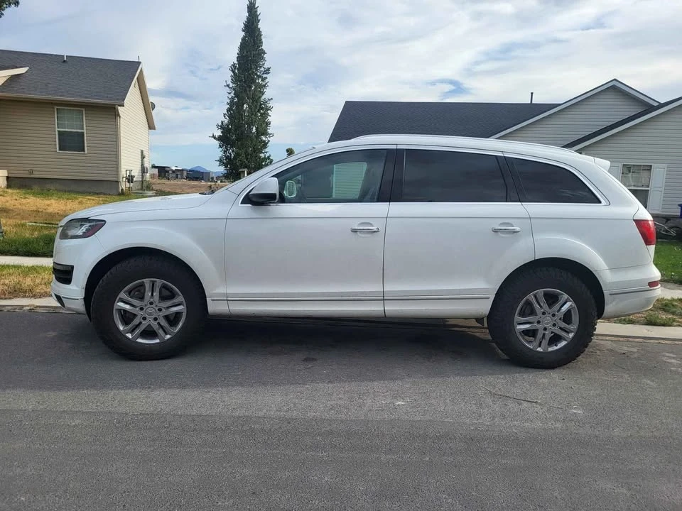 2010 Audi 4L Q7 - Image 2 of 12