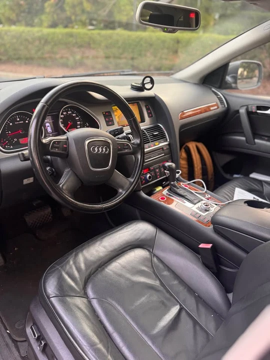 2010 Audi 4L Q7 - Image 7 of 8