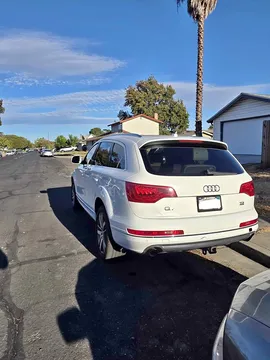 2010 Audi Q7 TDI Quattro Premium Sport Utility 4D
