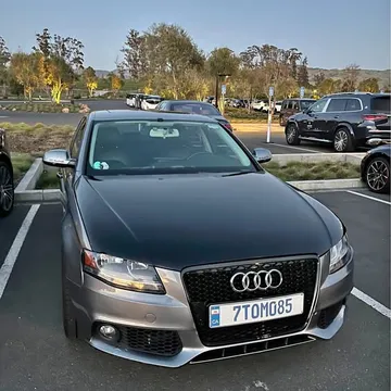 2010 Audi Quattro Sedan 4D
