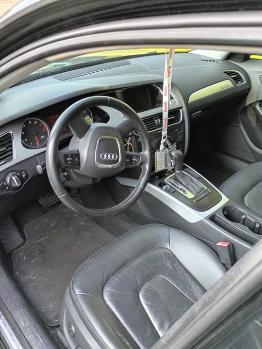 2010 Audi Quattro - Image 3 of 5