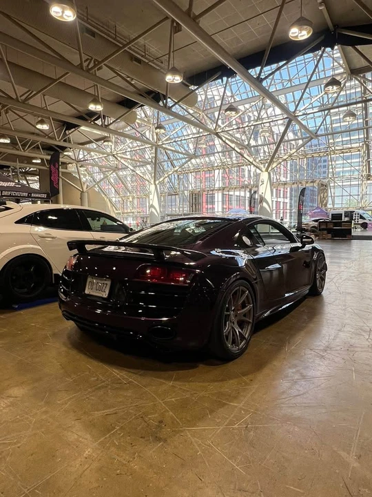 2010 Audi 42 R8 - Image 2 of 8