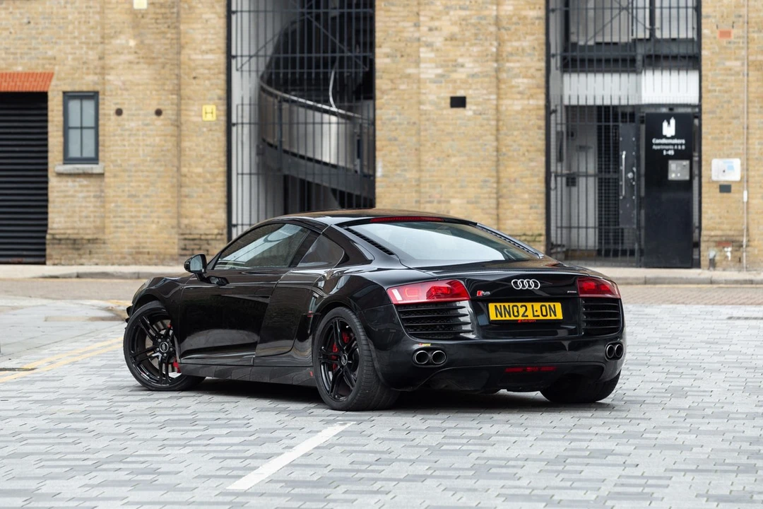 2010 Audi 42 R8 - Image 11 of 30