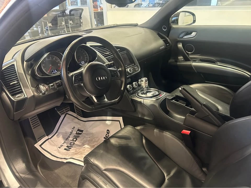 2010 Audi 42 R8 - Image 4 of 6