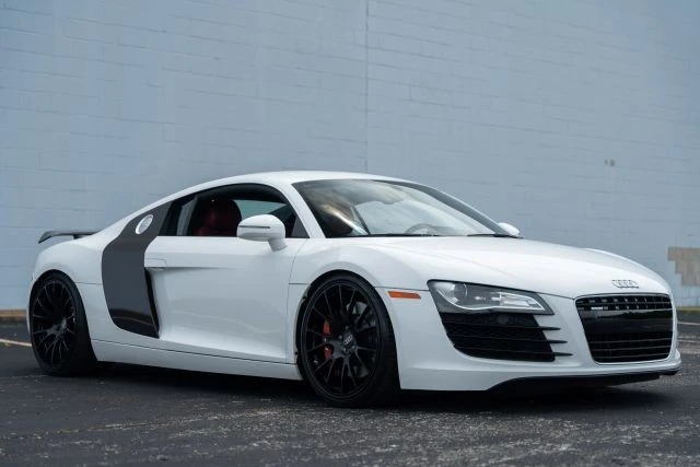 2010 Audi 42 R8 - Image 8 of 13