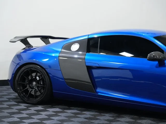 2010 Audi 42 R8 - Image 13 of 20