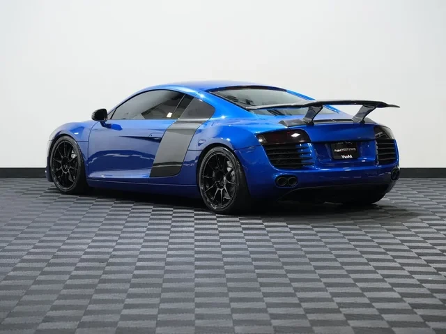 2010 Audi 42 R8 - Image 8 of 20