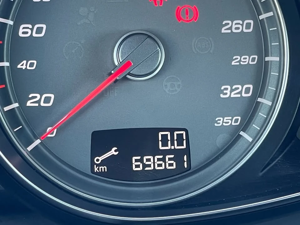 2010 Audi 42 R8 - Image 19 of 20