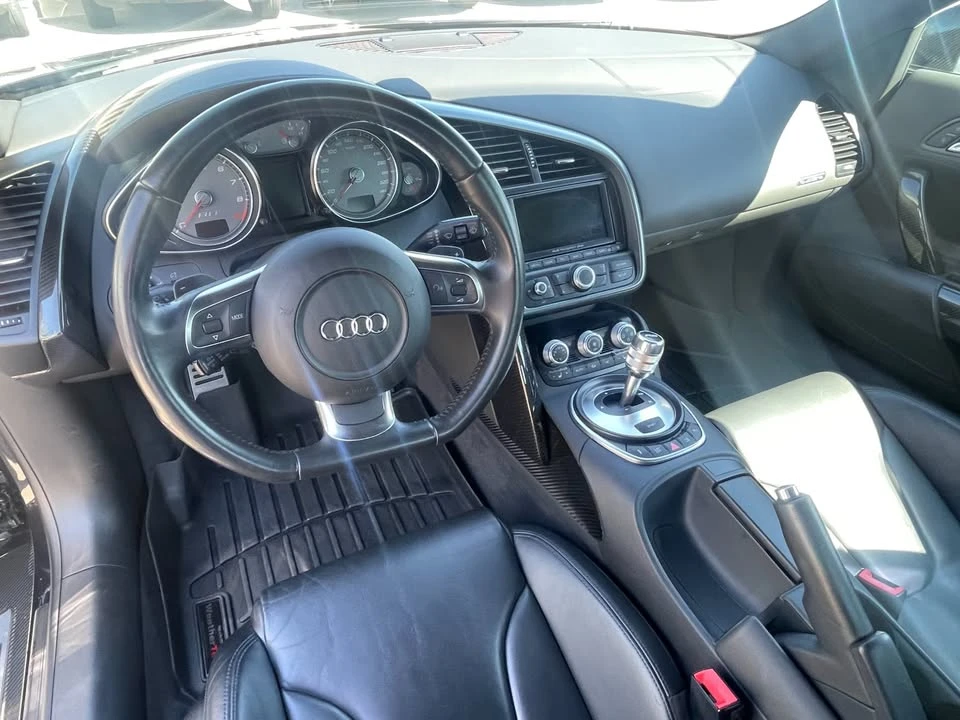 2010 Audi 42 R8 - Image 16 of 20