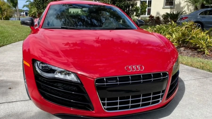 2010 Audi 42 R8 - Image 13 of 31