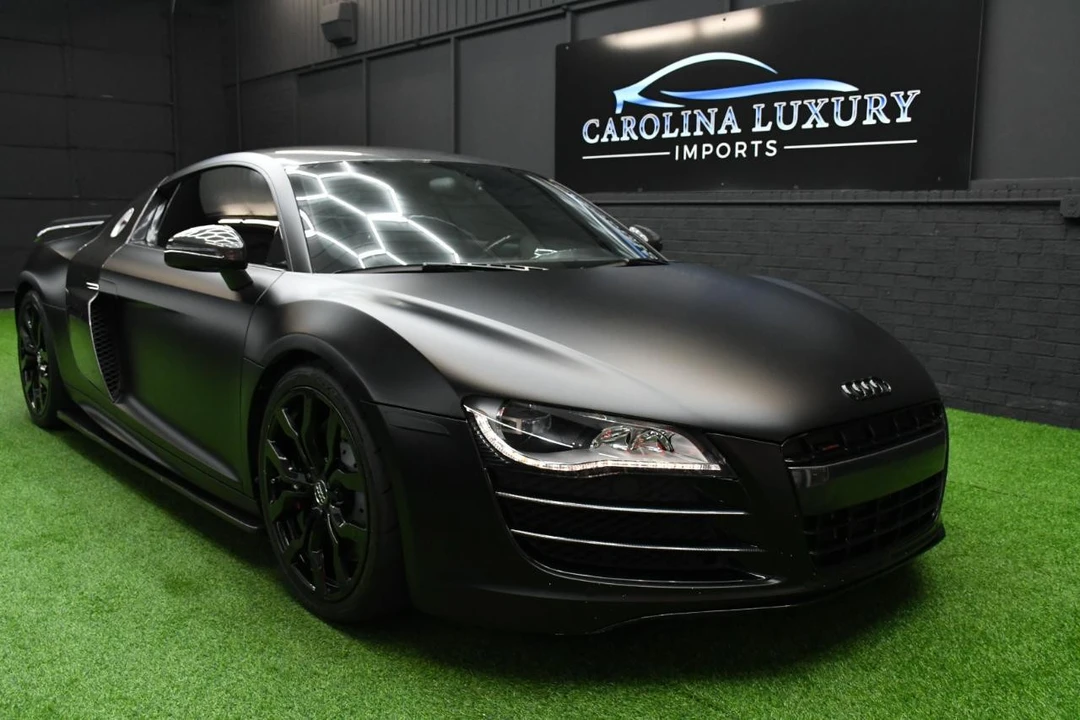 2010 Audi 42 R8 - Image 4 of 31