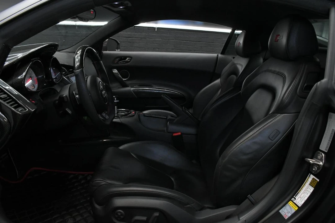 2010 Audi 42 R8 - Image 29 of 31