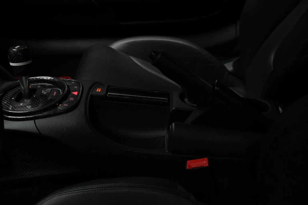 2010 Audi 42 R8 - Image 31 of 31