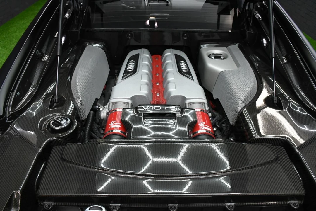 2010 Audi 42 R8 - Image 22 of 31