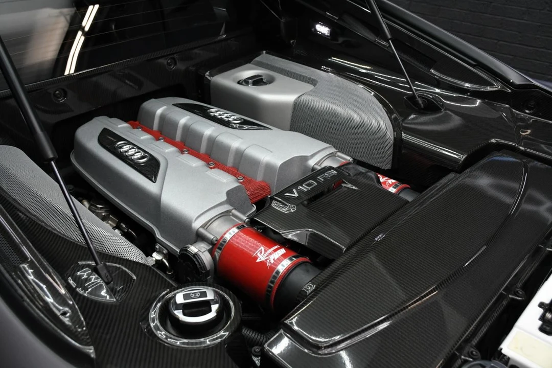 2010 Audi 42 R8 - Image 20 of 31