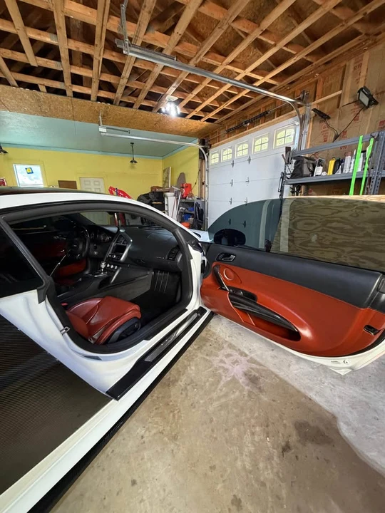 2010 Audi 42 R8 - Image 12 of 20