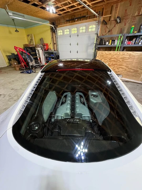 2010 Audi 42 R8 - Image 9 of 20