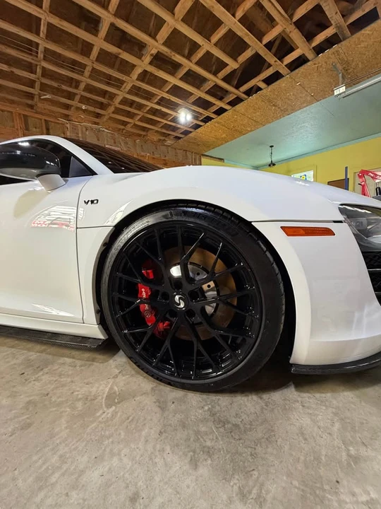 2010 Audi 42 R8 - Image 16 of 20